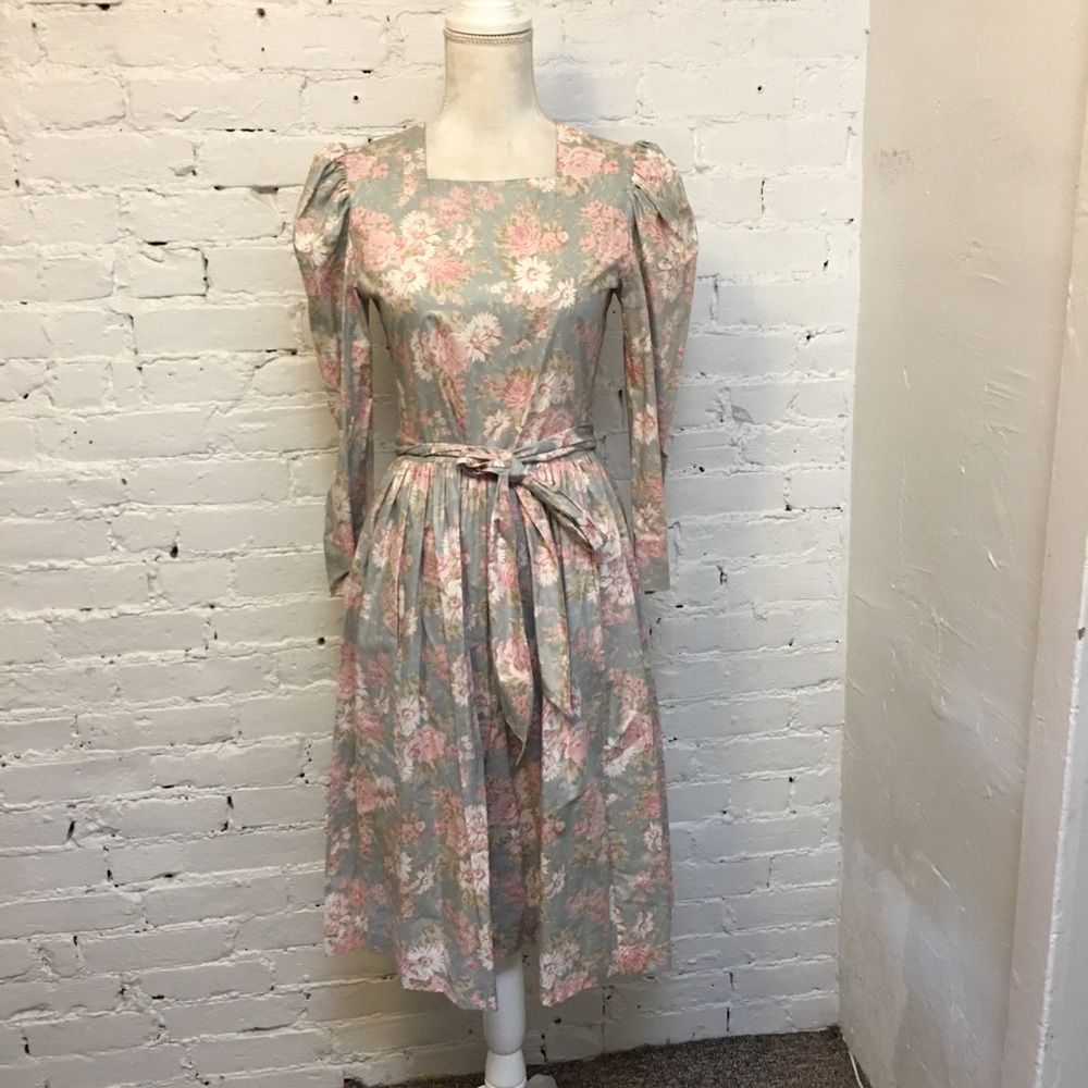 Laura Ashley 80s mutton sleeve cotton dress pink floral size 4